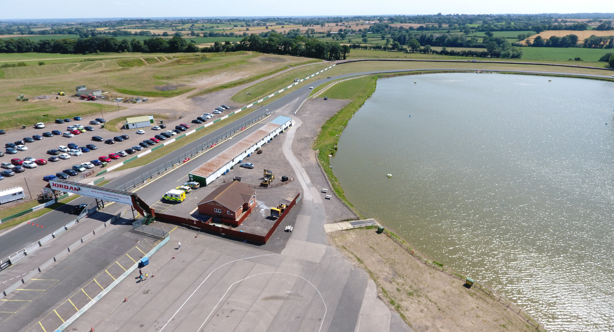 Mallory Park Circuit Supercar Driving Experiences UK ⭐⭐⭐⭐⭐