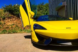 McLaren 570s Spider Driving Experience Blast 1 Car + High Speed Passenger Ride – Weekday 1 Car Experience Weekday