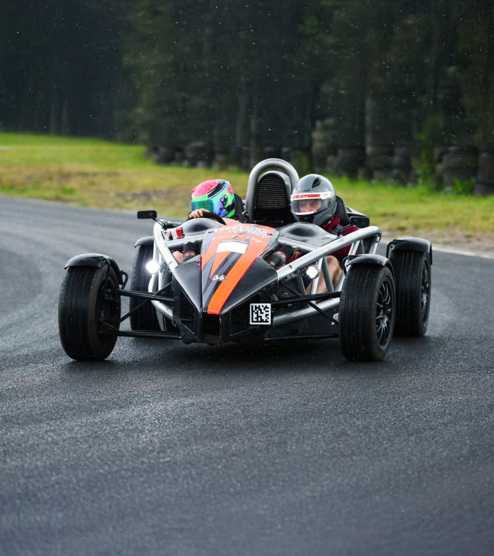 Three Sisters Circuit - Driving Experiences - Everyman Racing - Wigan
