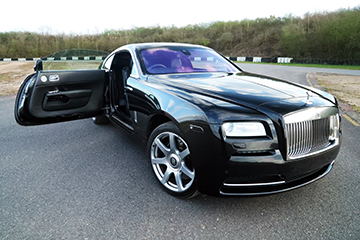 roll;s-royce-wraith-everyman-racing